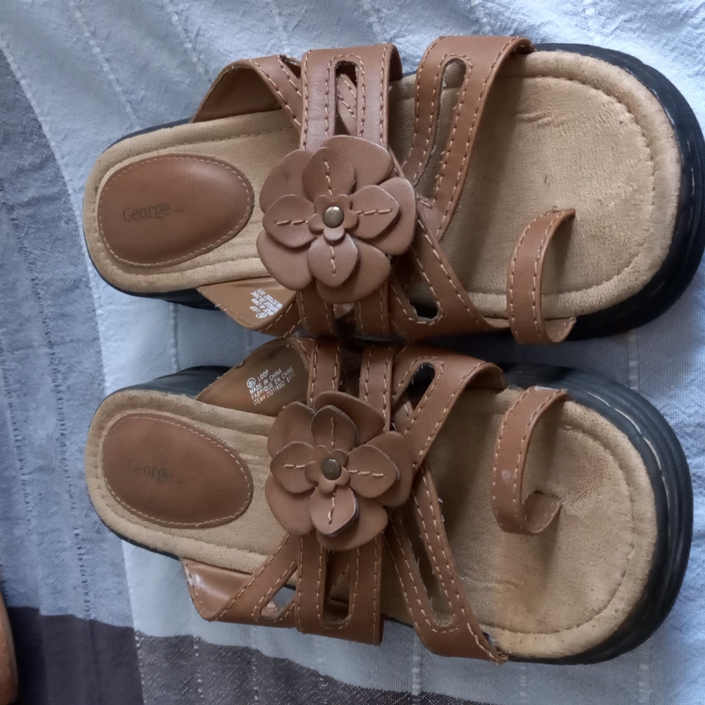 Flower sandals, barely worn (too small), size 8.5